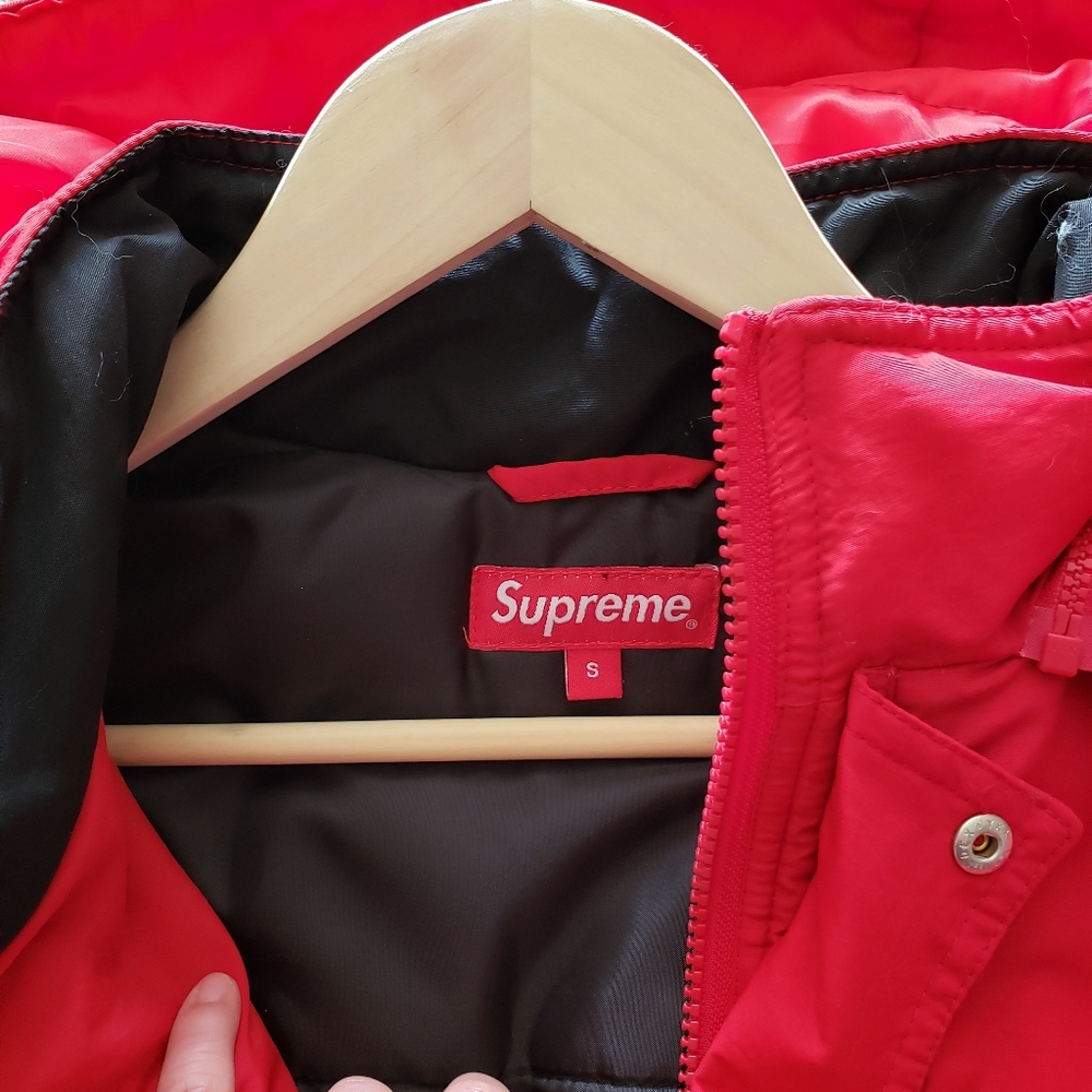 Supreme Authentic Jacket, brand new